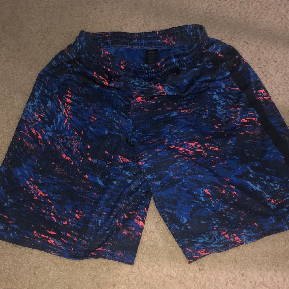 Kids large 12-14 athletic shorts
